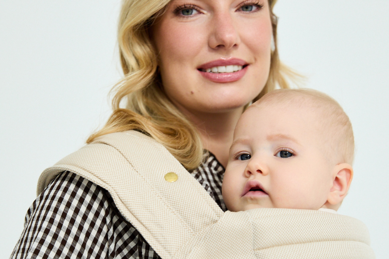 Babytrage-Ratgeber: Die richtige sandiia® Babytrage für euren Alltag finden