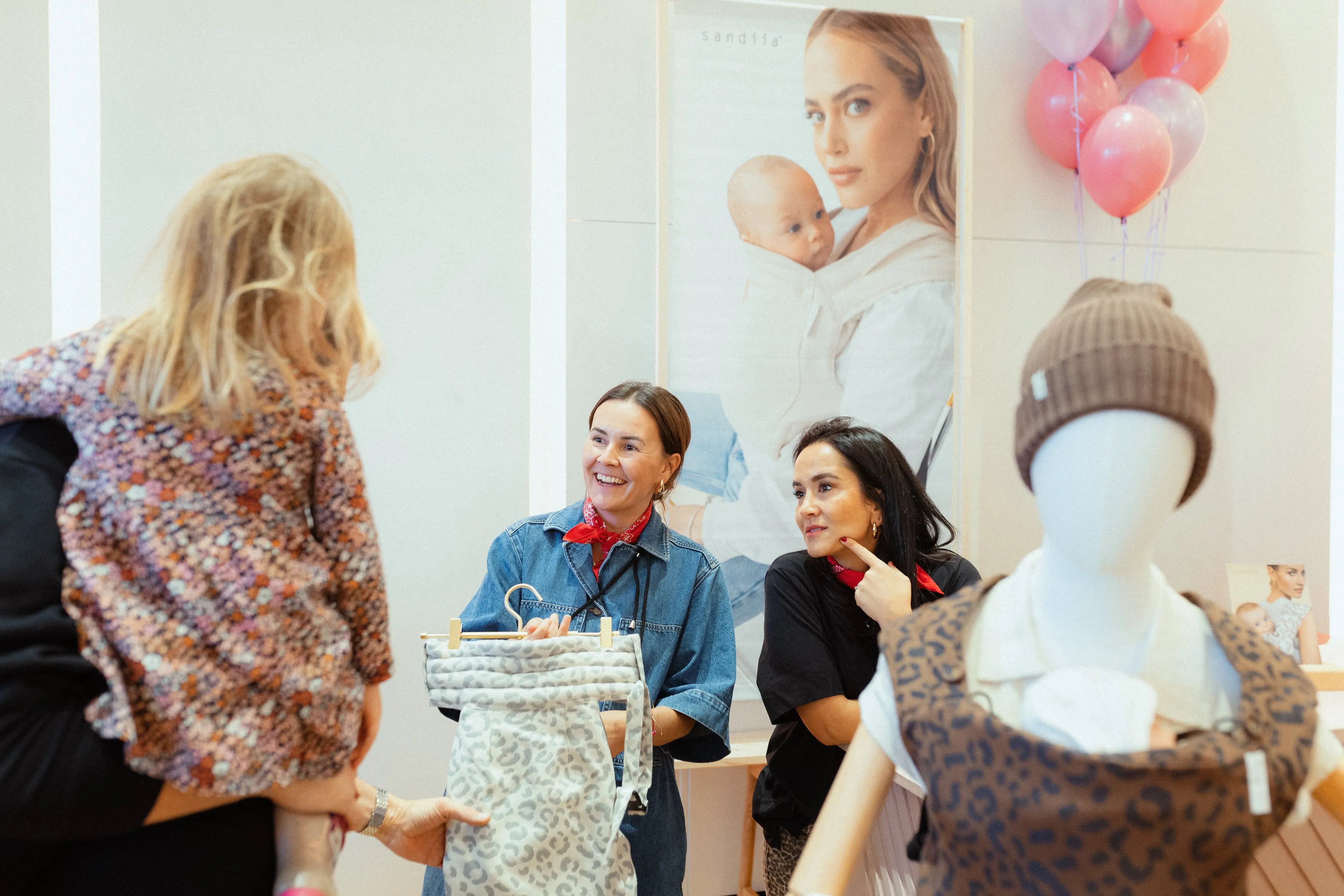 ✨ Wir waren dabei – The Family Wonderland 2024 in Köln! ✨ sandiia® – only love in it
