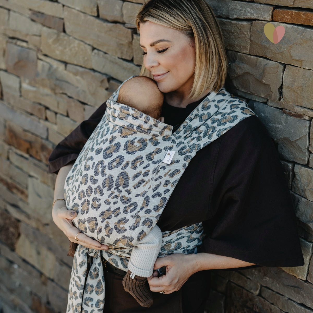 sandiia® Halfbuckle Carrier Leodiia Classic / Delivery in stock from May 26, 2025