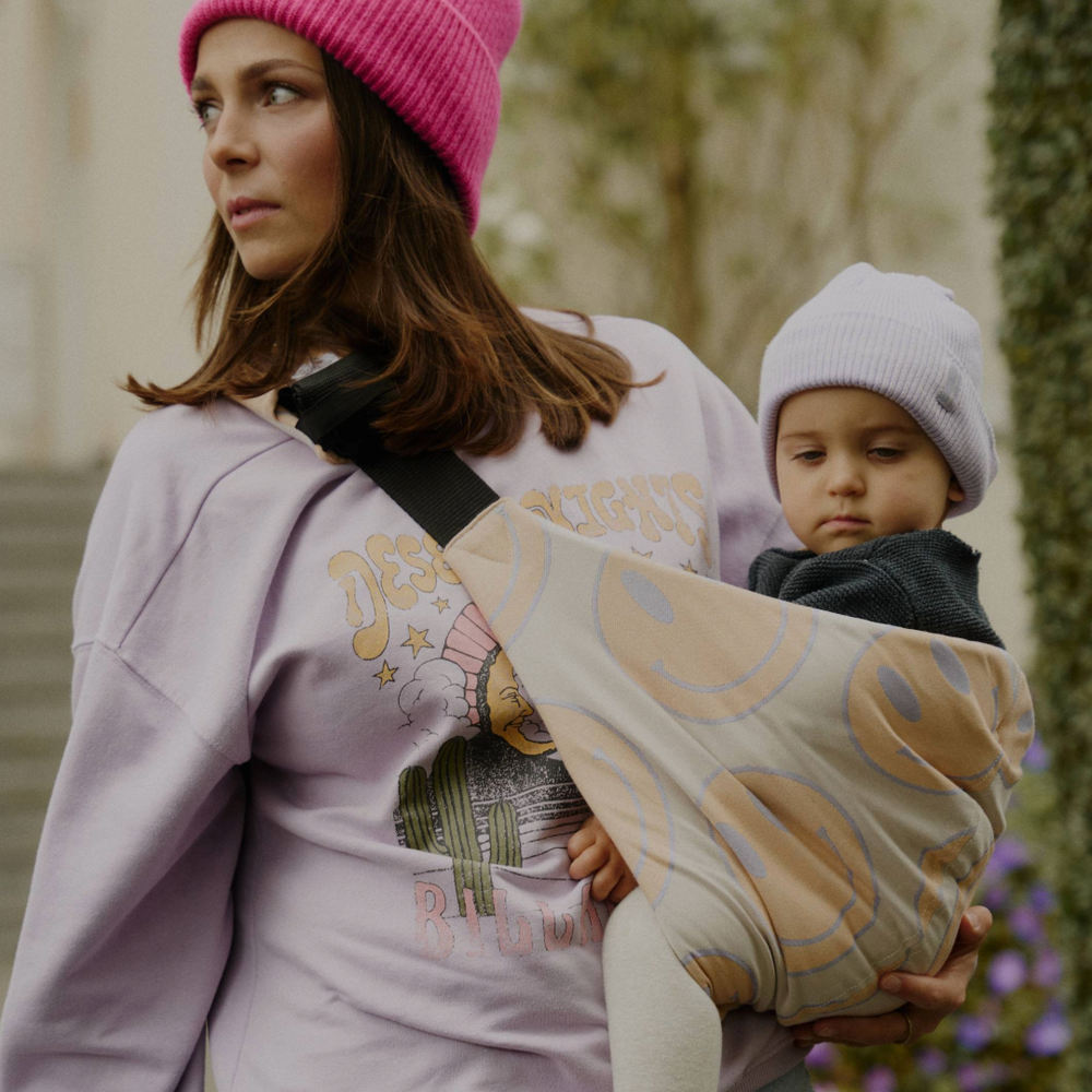 sandiia® hip carrier "Hipster Smiile Peach"