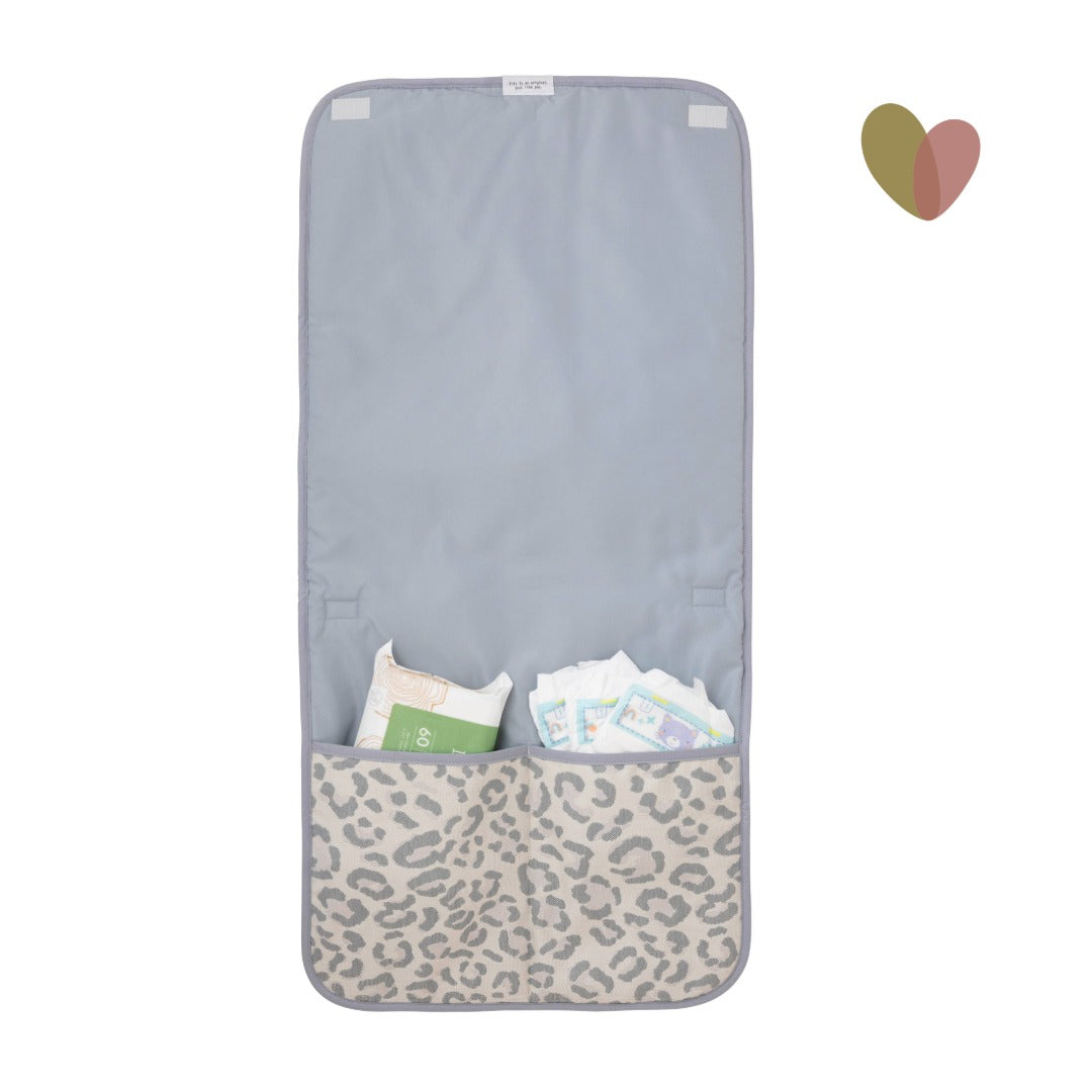 sandiia® Mobile Wickelunterlage mit Taschen / Leodiia Snow