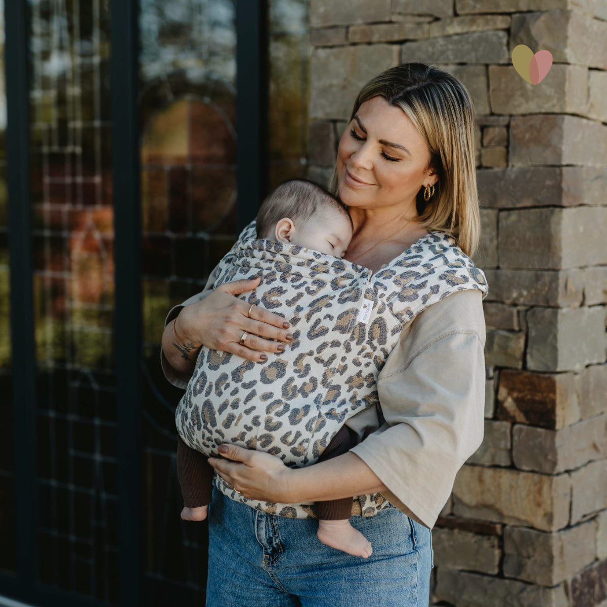 sandiia® Babytrage Tiimeless Leodiia Classic / Lieferung vorr. ab 26. Mai 2025